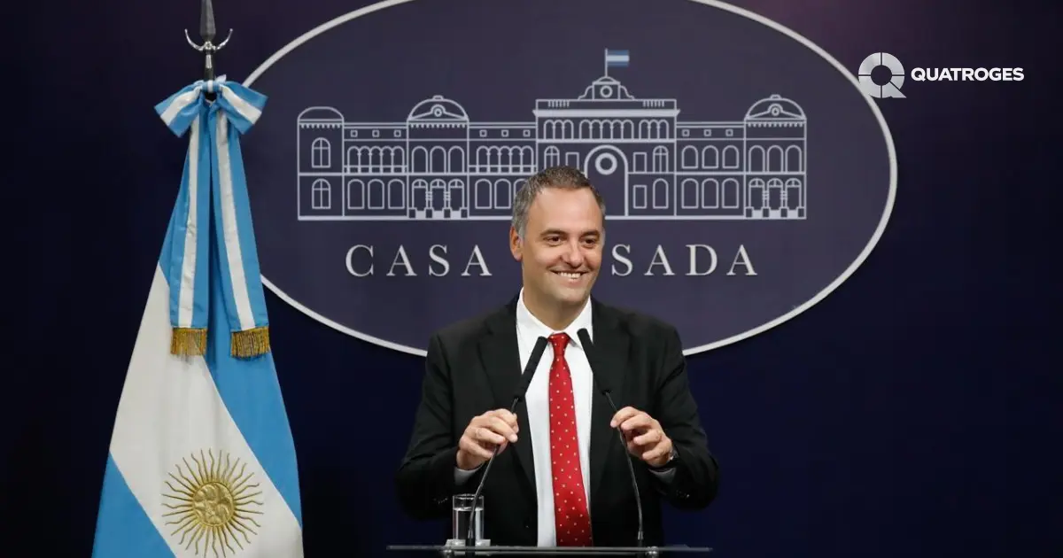La Justicia argentina acelera la revisión del patrimonio de Manuel Adorni