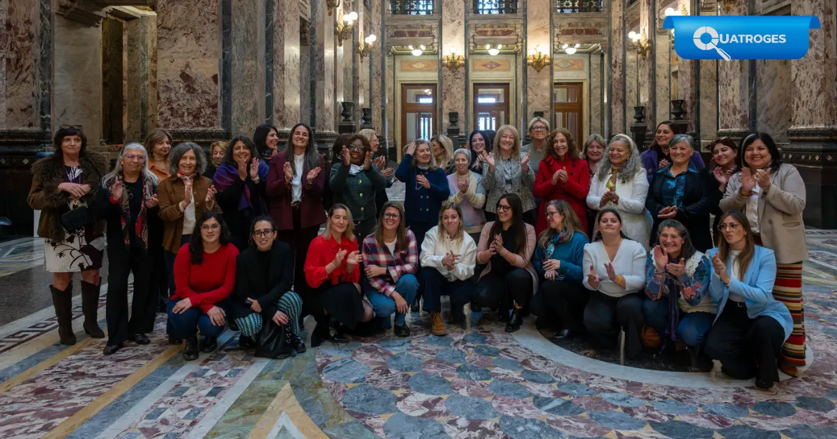 La paridad de gènero vuelve a empujar desde adentro del Partido Colorado