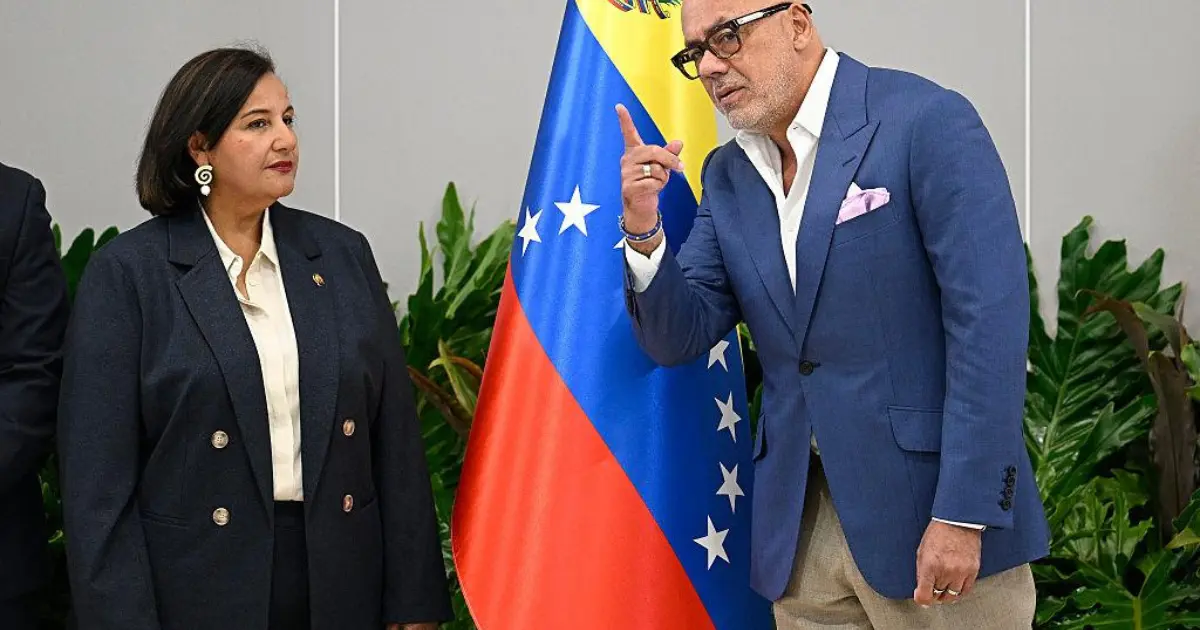 Venezuela negocia el TSJ y la recuperación de US$ 4.000 millones en oro bajo la influencia de Washington