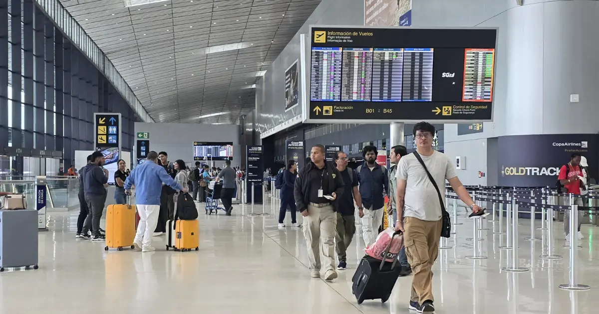 Panamá: partió el primer vuelo con uruguayos mientras Cancillería gestiona el regreso de los varados