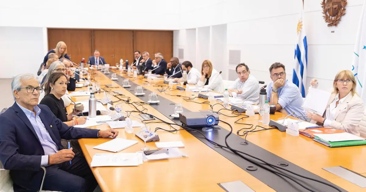 Orsi reúne al Consejo de Ministros